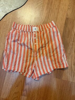 ✨ Anthropologie Coral and White Sleep Shorts